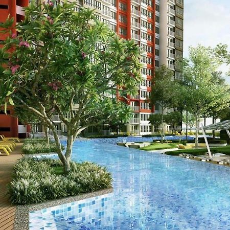 Zizz Homestay - The Pallet Home Petaling Jaya Exterior foto