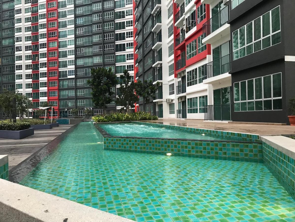 Zizz Homestay - The Pallet Home Petaling Jaya Exterior foto