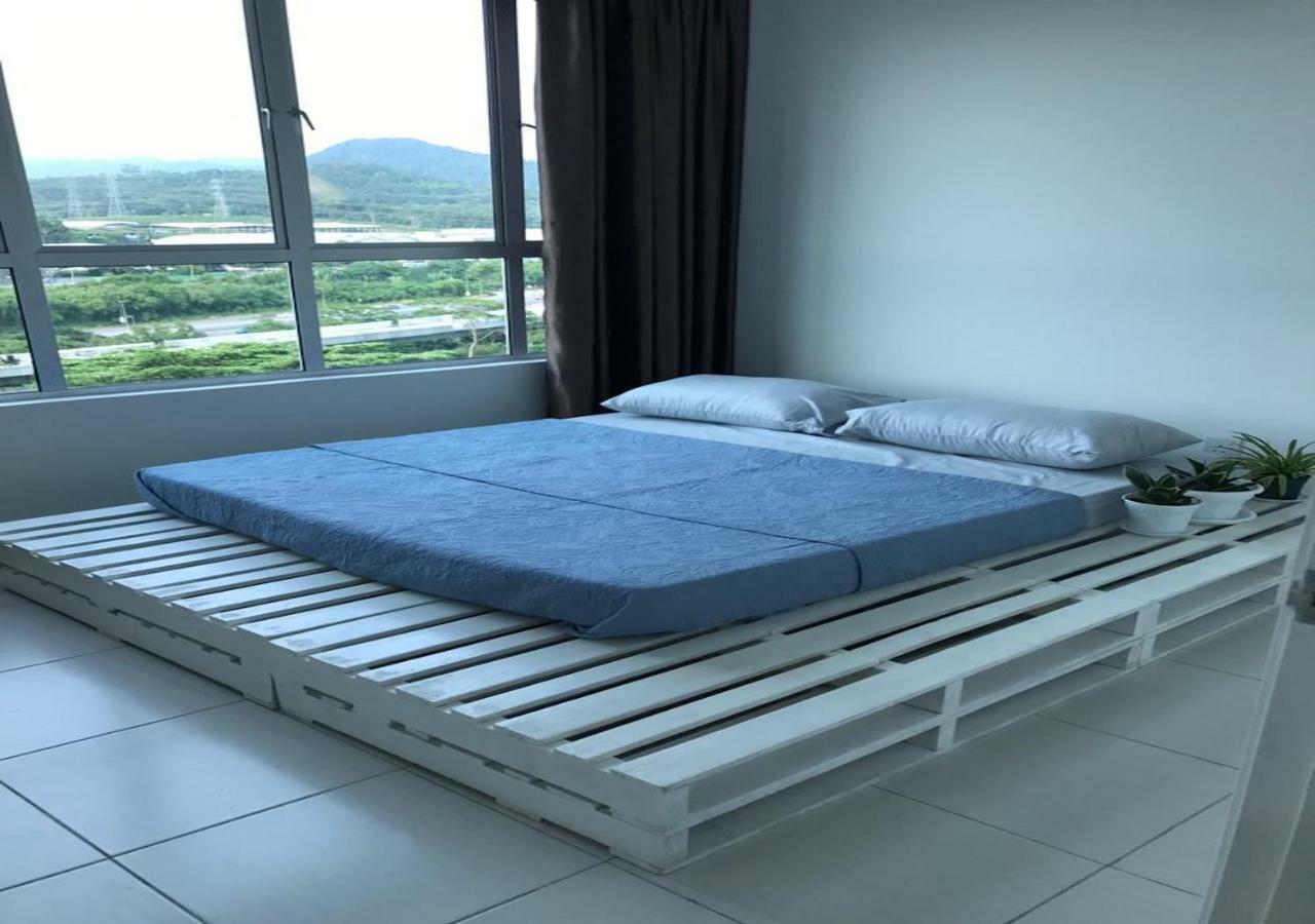 Zizz Homestay - The Pallet Home Petaling Jaya Exterior foto