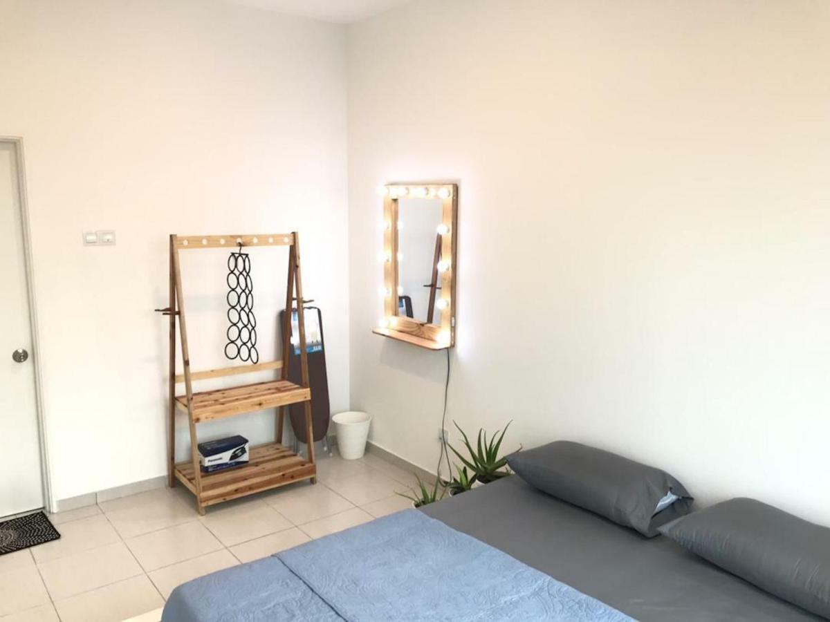 Zizz Homestay - The Pallet Home Petaling Jaya Exterior foto